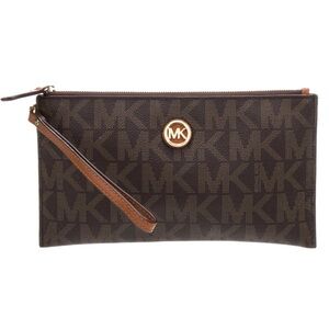 NWT Michael Kors Fulton Monogram Clutch Wristlet